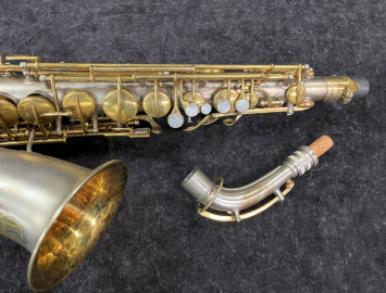 Photo Late Vintage C.G. Conn New Wonder Series I Alto Sax #130874 - Silver Plate, Gold Keys, GOLD INLAYS